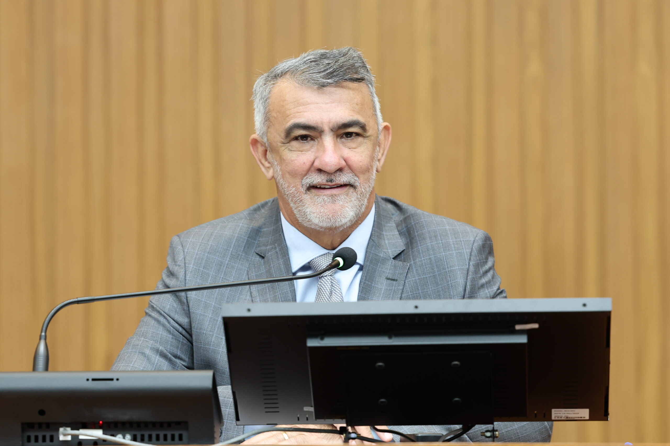 Projeto de Amélio Cayres que amplia busca por crianças desaparecidas é aprovado na Assembleia